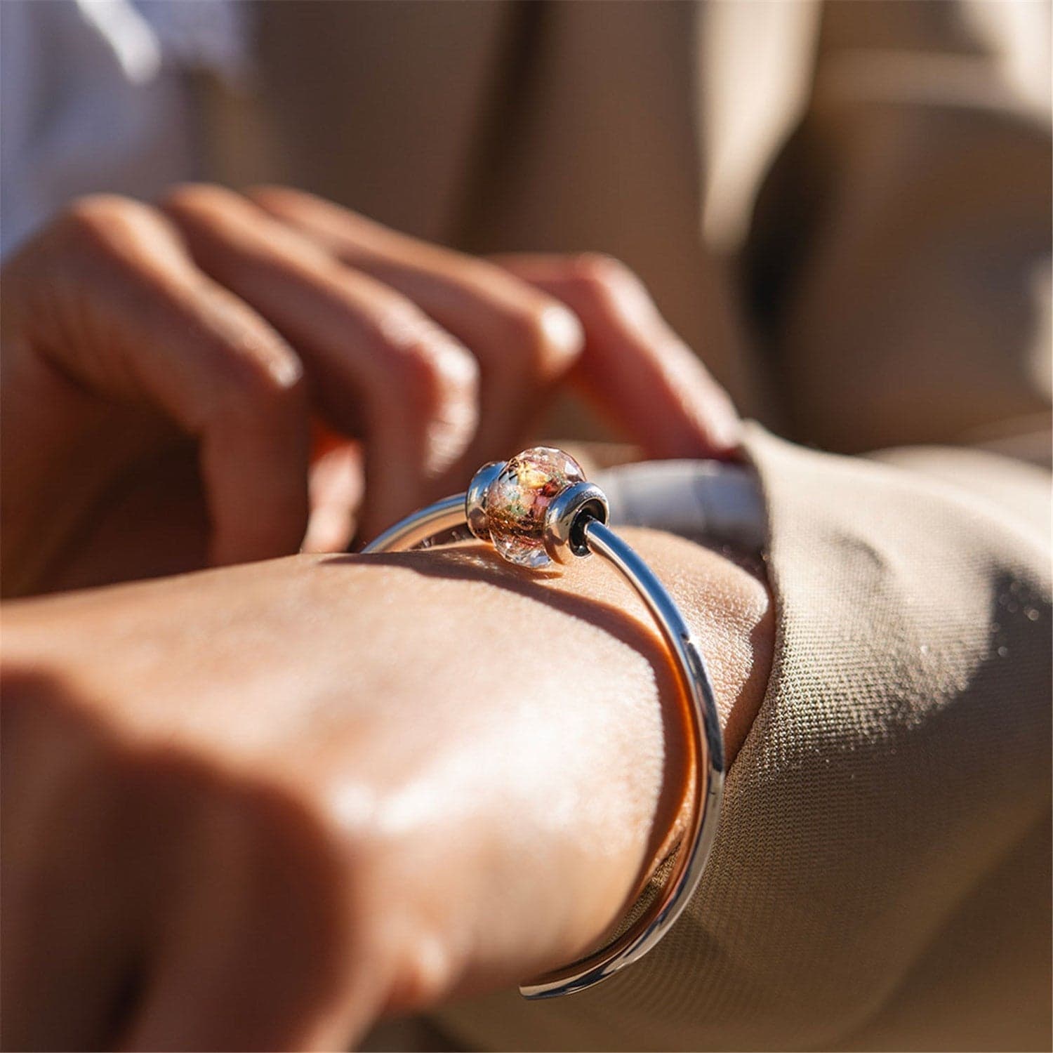 Labradorite Dreamspark Bangle - M 6