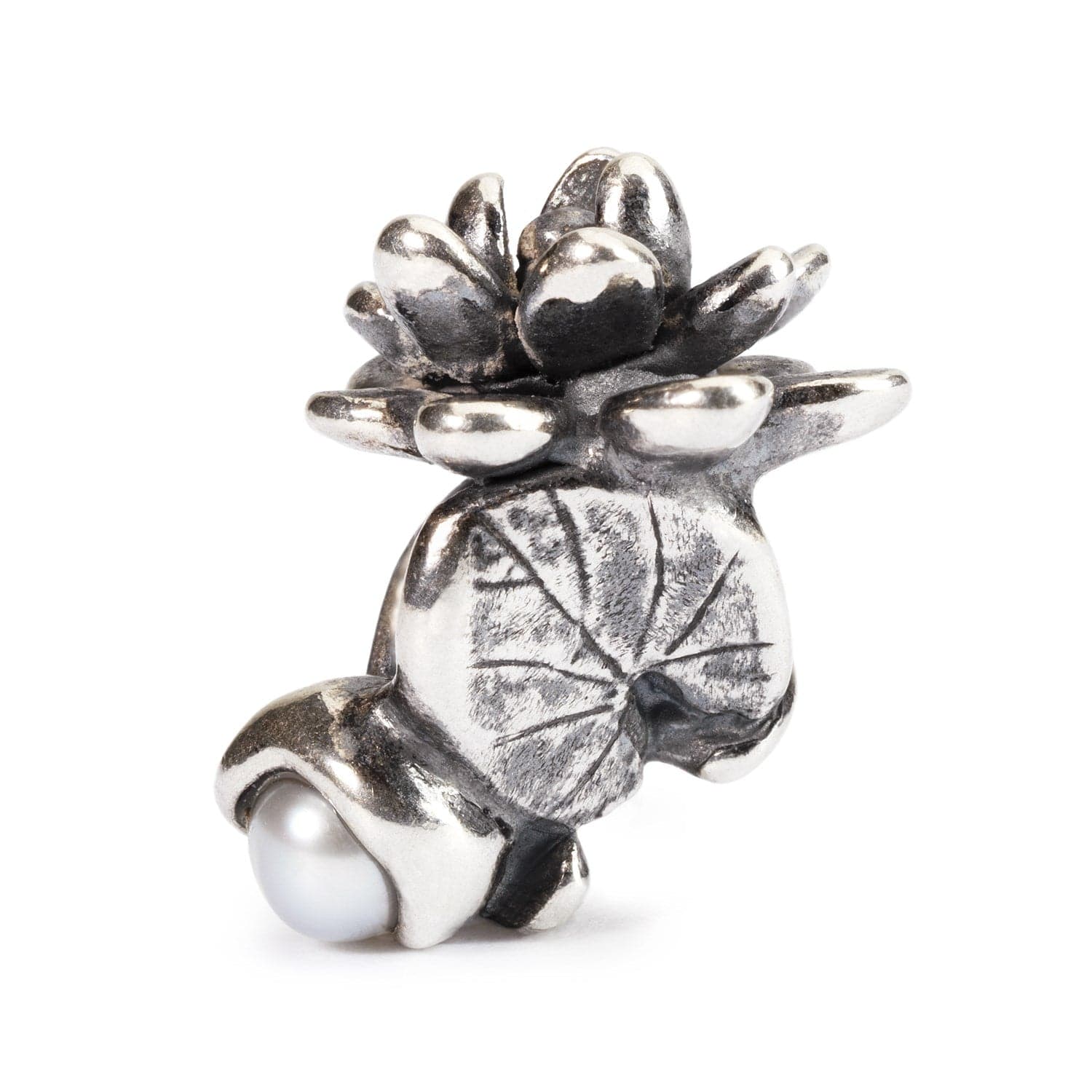 Water Lily of July Bangle - M 3