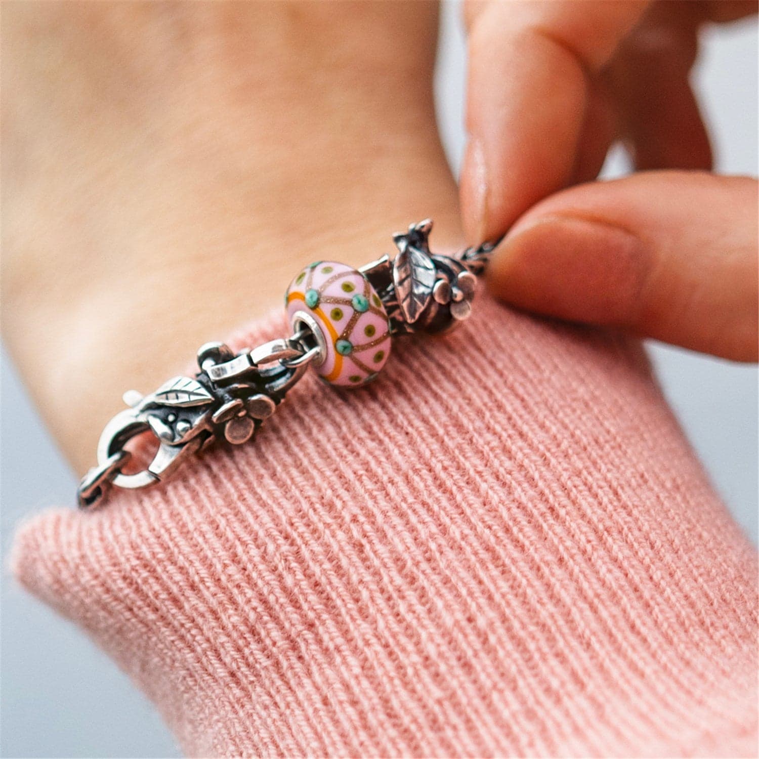 Lakeside Bloom Bracelet - 8.7 4