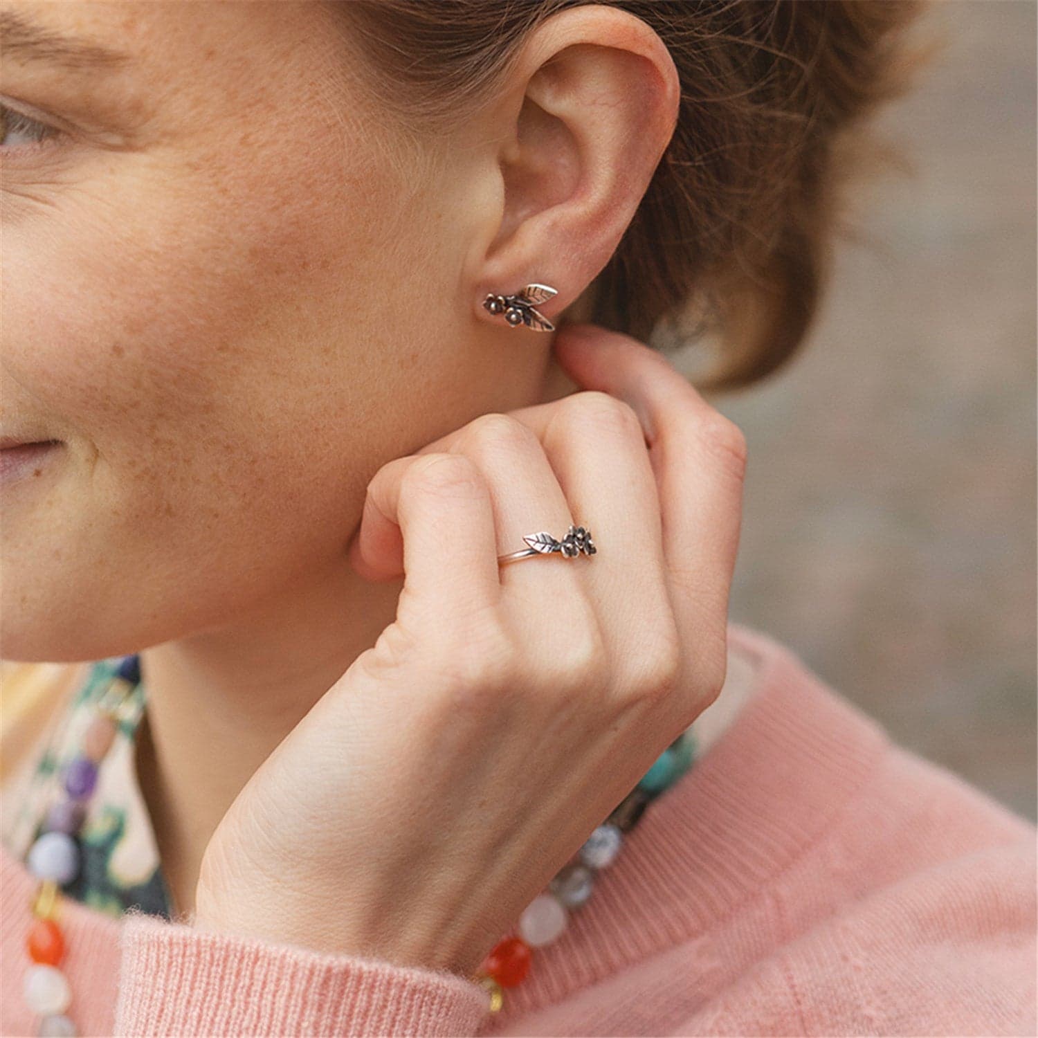 Flower Grace Ring - 8 3/4 4