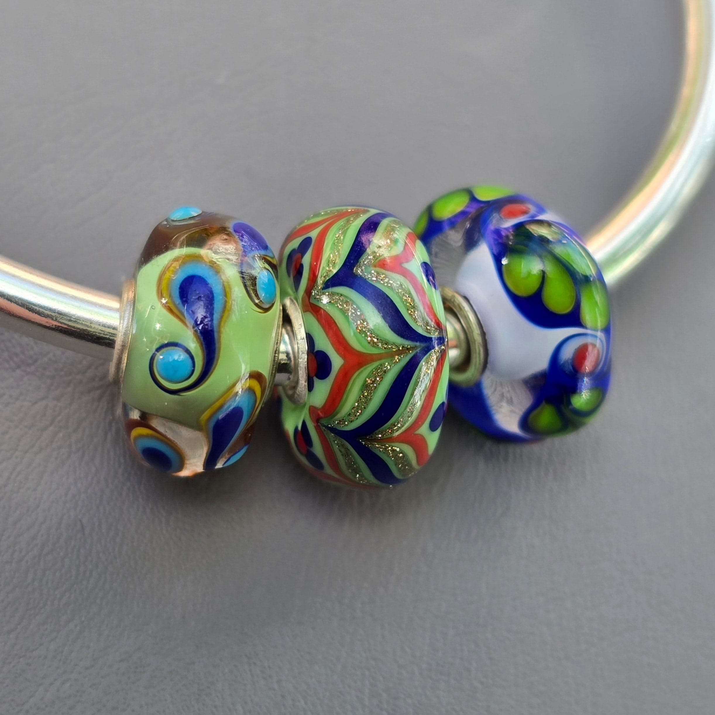 Warm Flowerbed Unique Trio