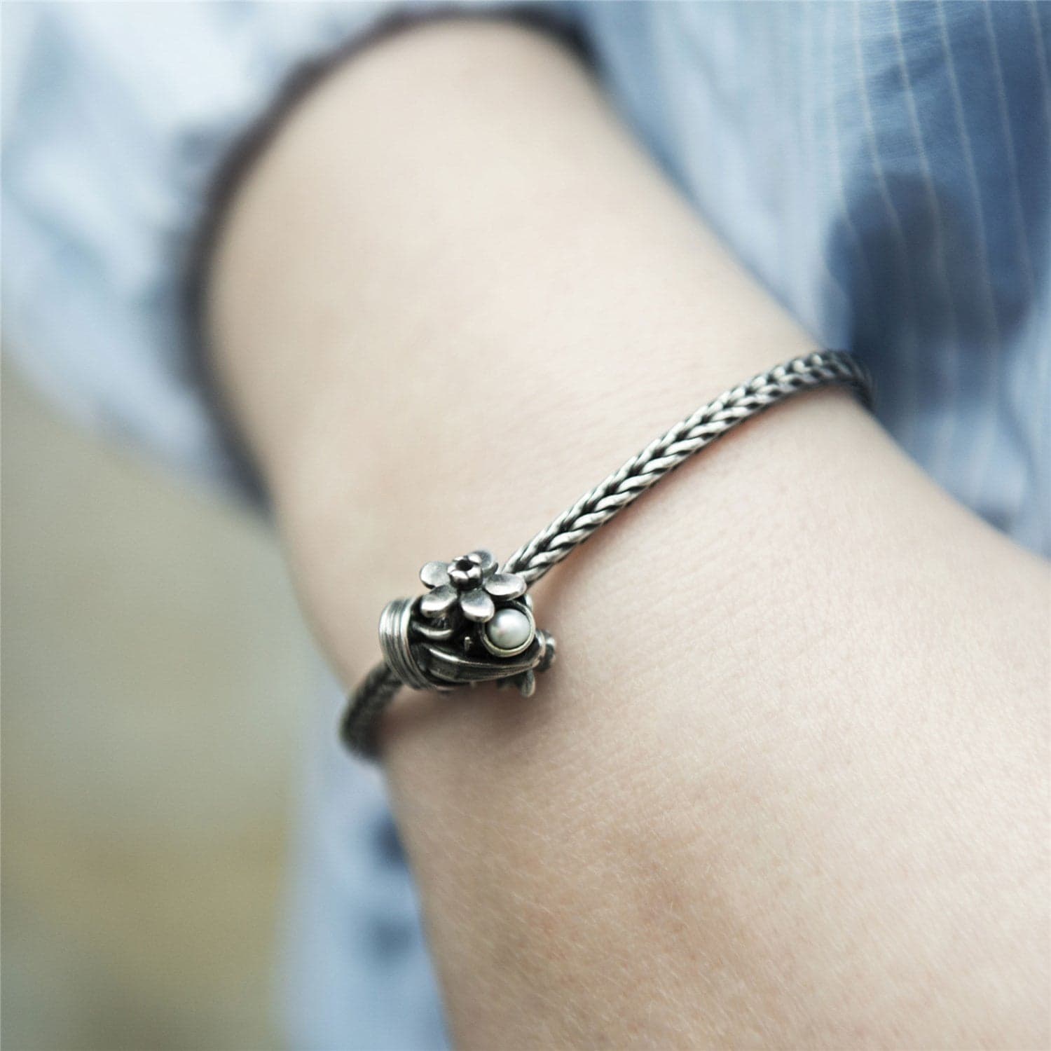 Daffodil of March Bracelet - 6.7 4