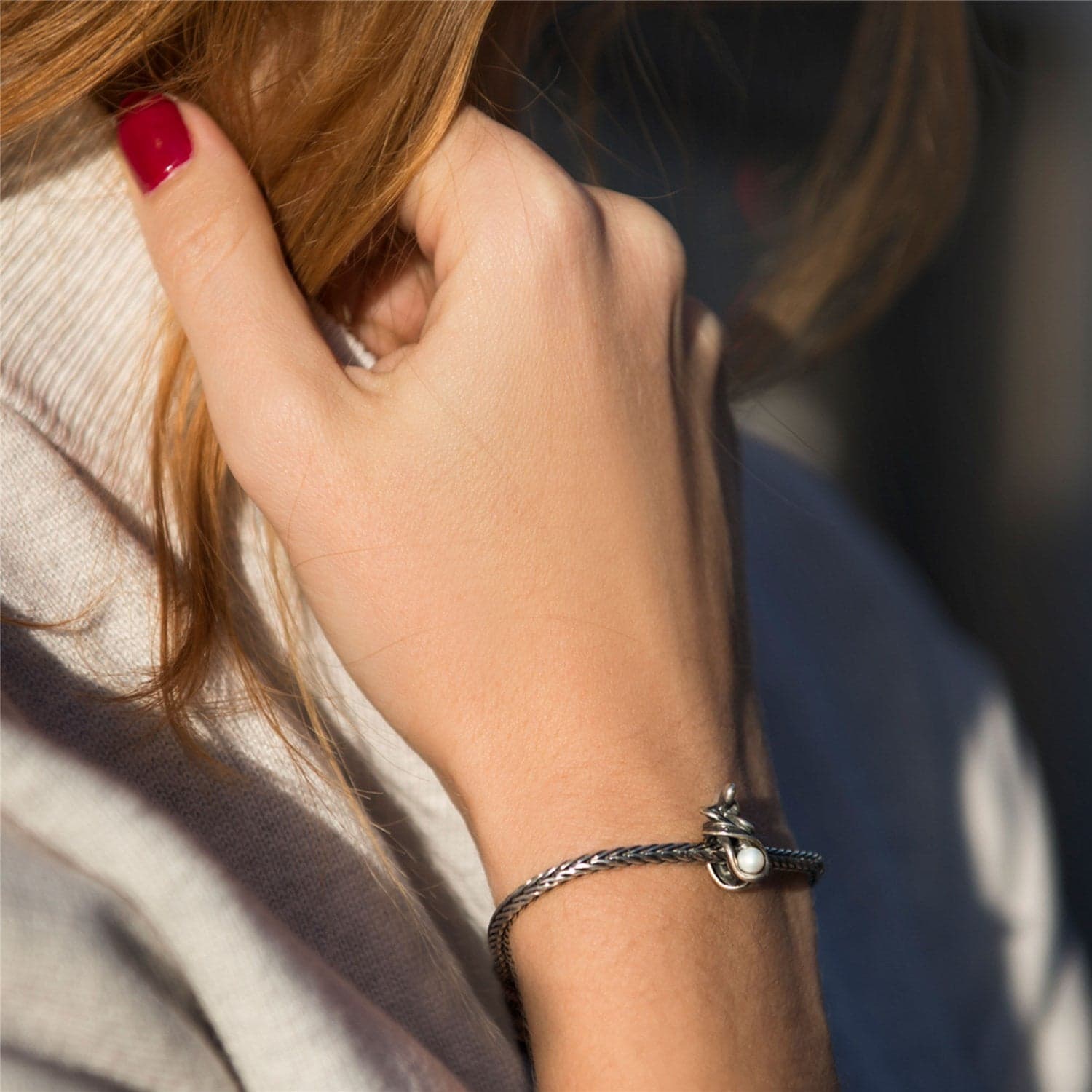 Snowdrop of January Bracelet - 7.1 4