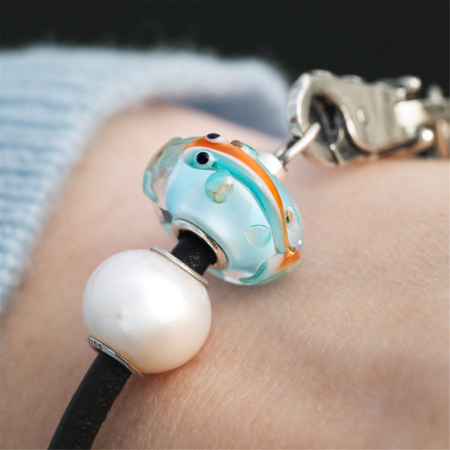 Turquoise Tranquillity Fish Bead 4