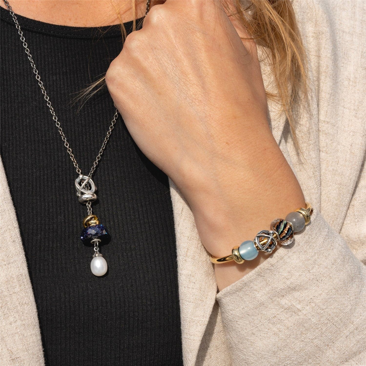 Round Light Blue Agate Bead 3